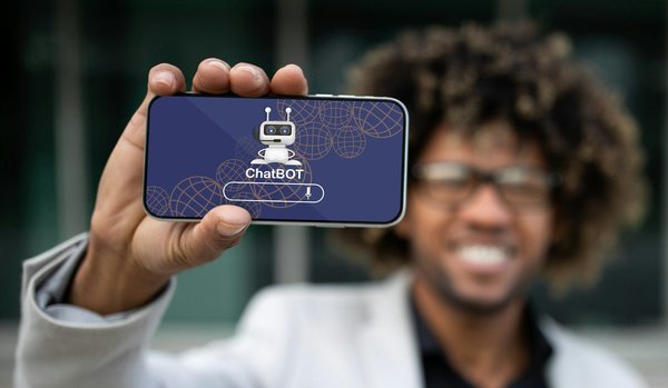 Comment les petites entreprises peuvent-elles utiliser les chatbots pour améliorer le service client ?