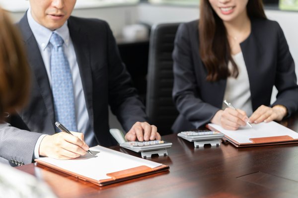 Meilleur avocat fiscaliste paris : découvrez les experts incontournables